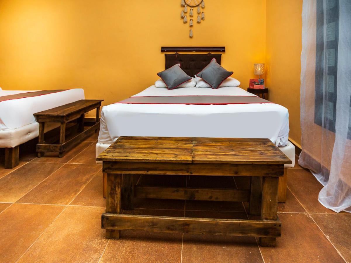 Casa Aluxes Hotel